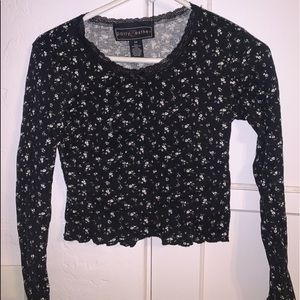 black and white floral long sleeve top